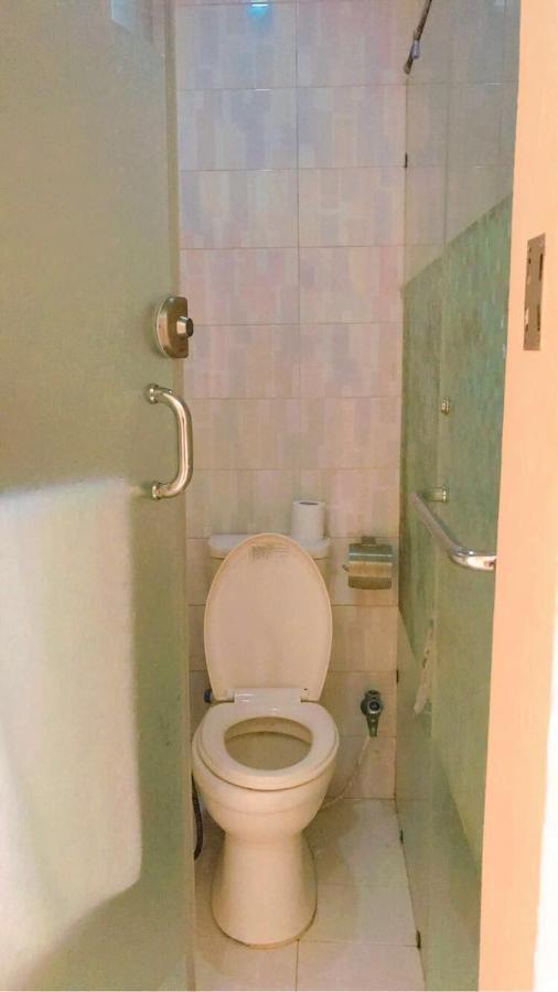 Airport Hotel Καράτσι Εξωτερικό φωτογραφία