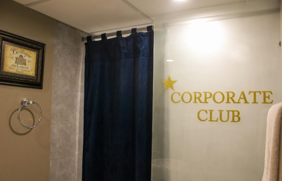 Airport Hotel Καράτσι Εξωτερικό φωτογραφία